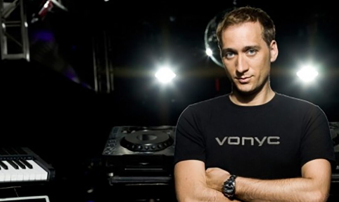 PAUL VAN DYK REMIXES ENERGY 52’S IBIZA ANTHEM ‘CAFE DEL MAR’: LISTEN